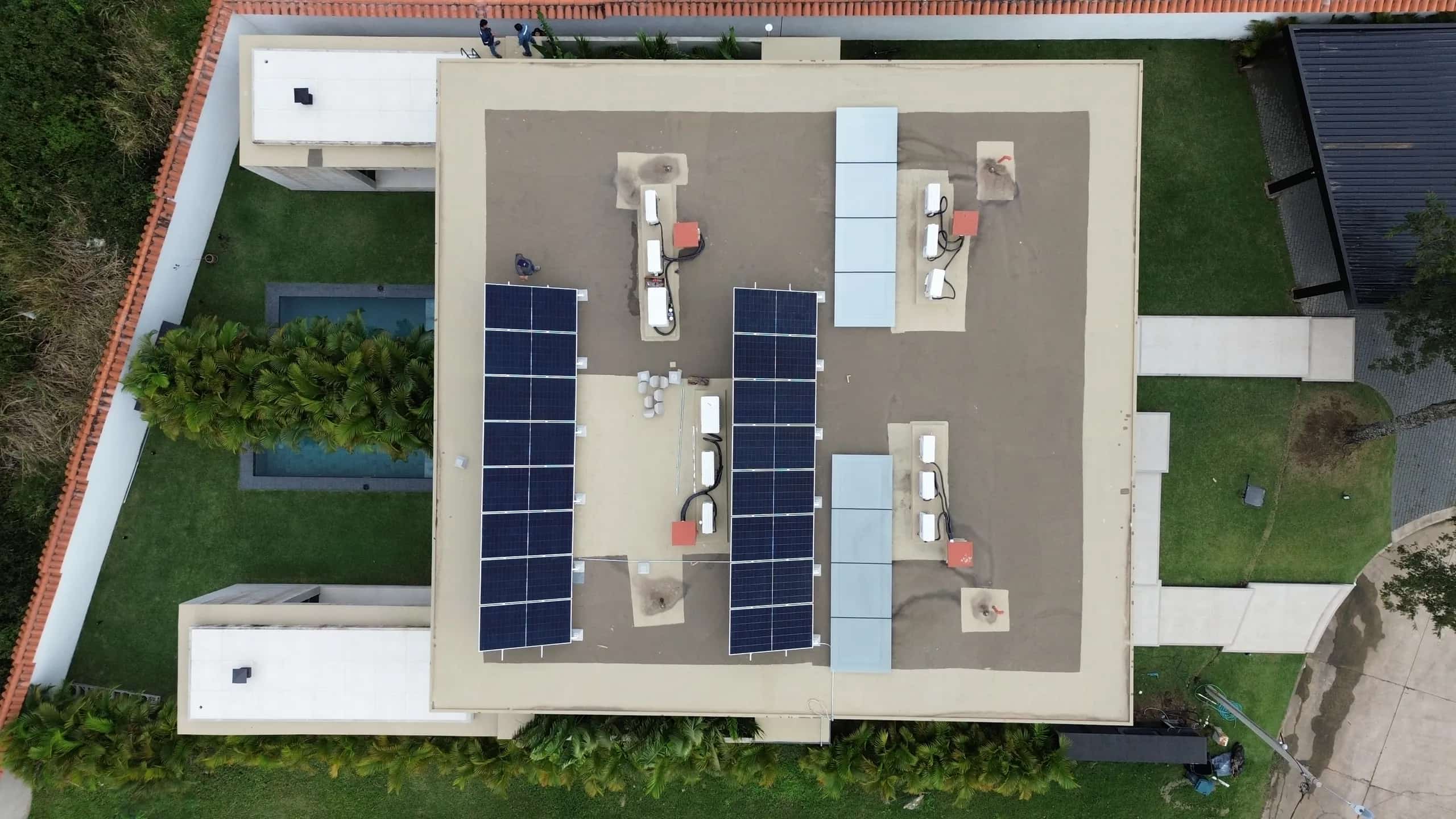 Vista aérea de una instalación fotovoltaica